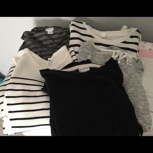 Motherhood maternity sweaters -size m/l